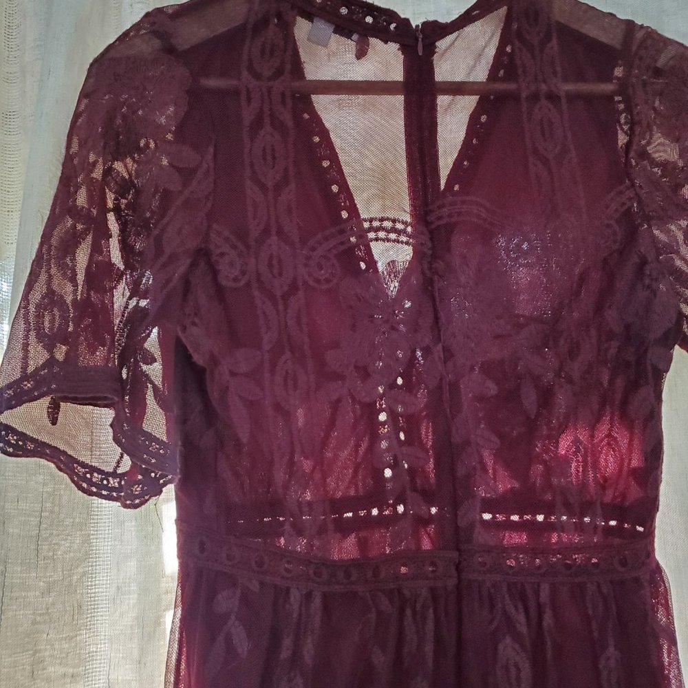 Maroon Lace Dress - Picture 2 of 4